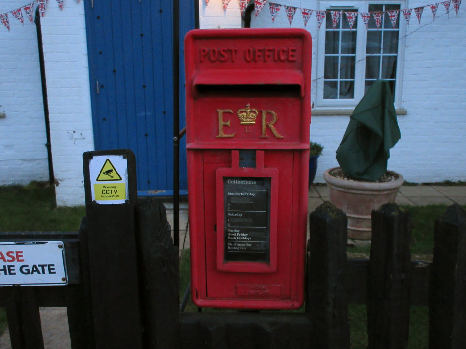 View full-size image