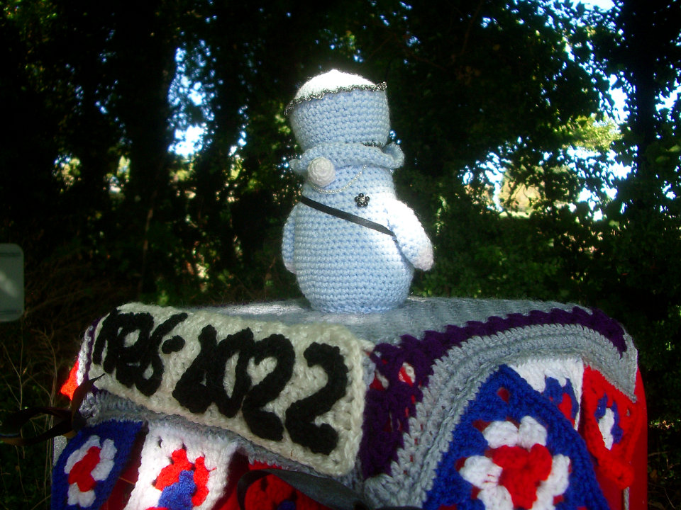 View full-size image
