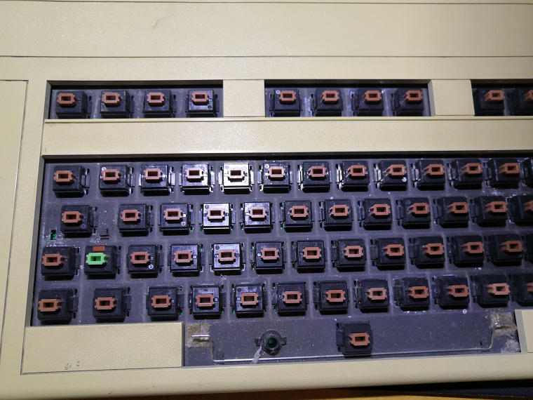 View full-size image